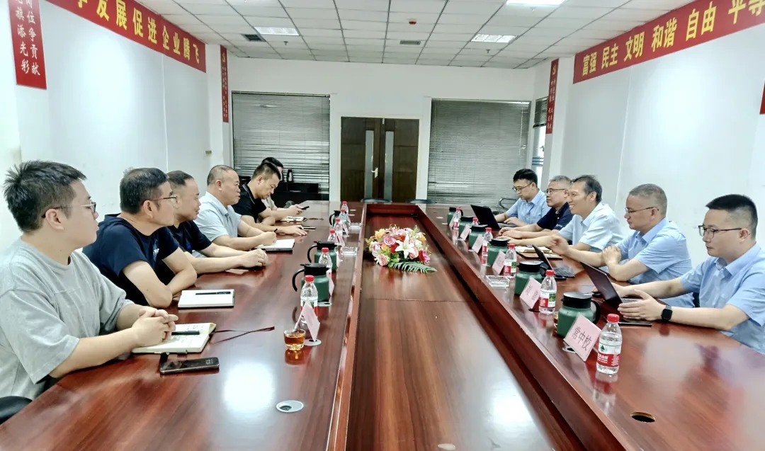 公司党委书记、董事长王虎祥带队走访重庆市报废汽车回收处理利用有限公司